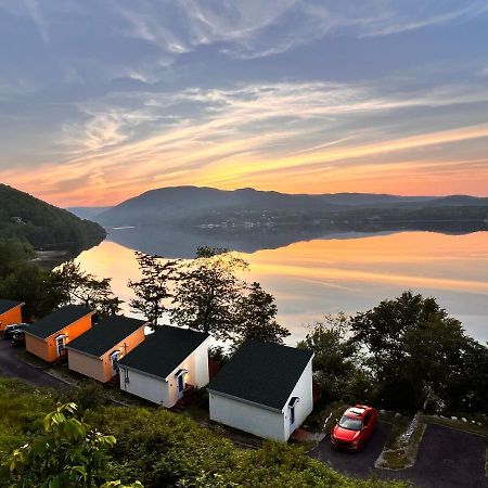 Knotty Pine Cottages, Suites & Motel Rooms Ingonish Dış mekan fotoğraf