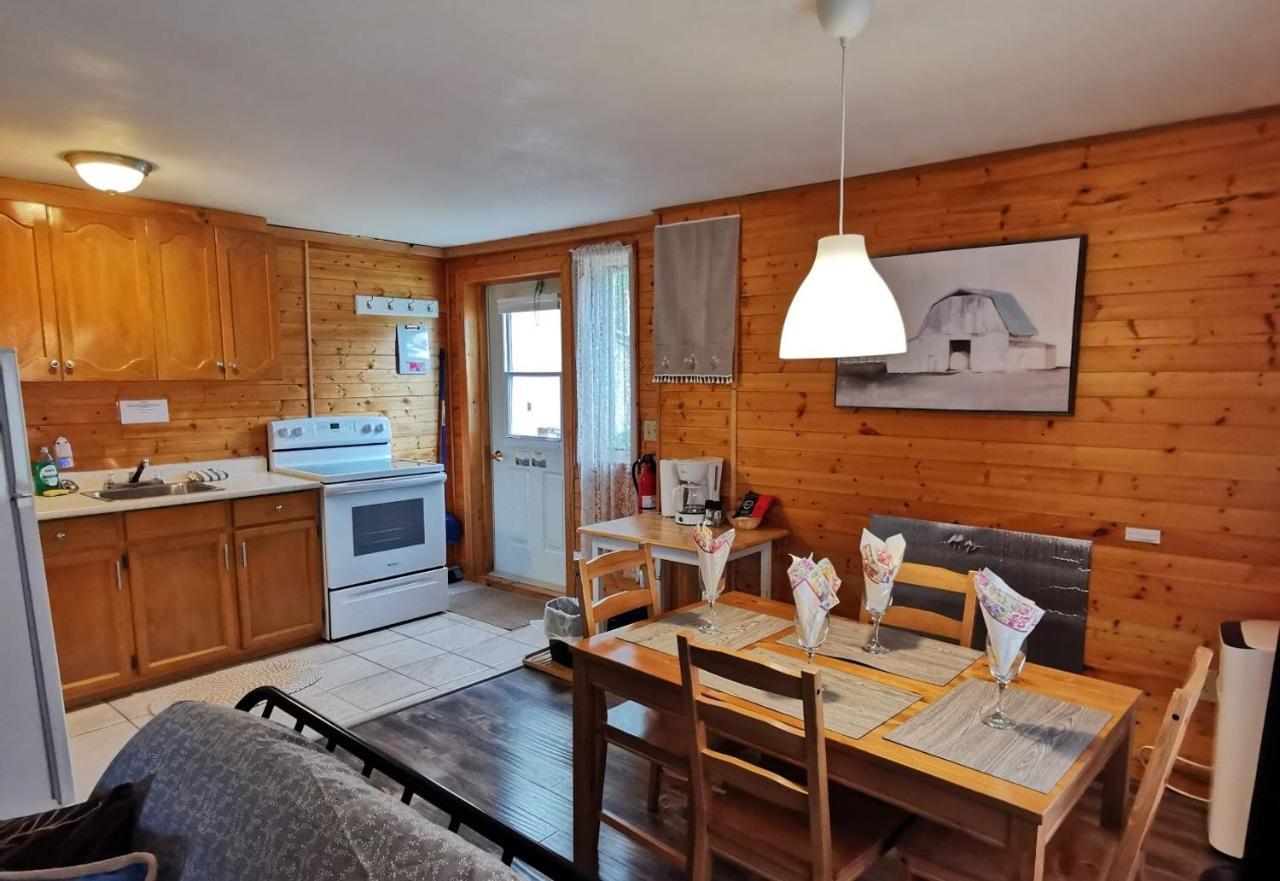 Knotty Pine Cottages, Suites & Motel Rooms Ingonish Dış mekan fotoğraf
