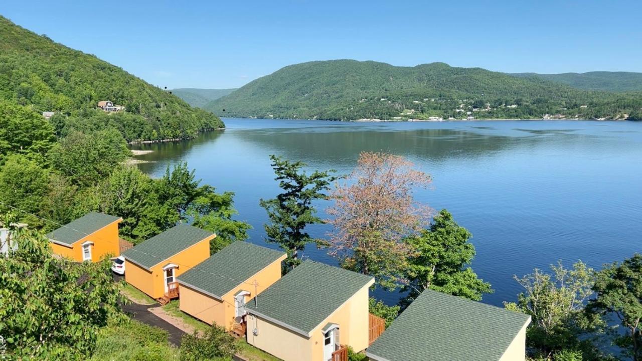 Knotty Pine Cottages, Suites & Motel Rooms Ingonish Dış mekan fotoğraf