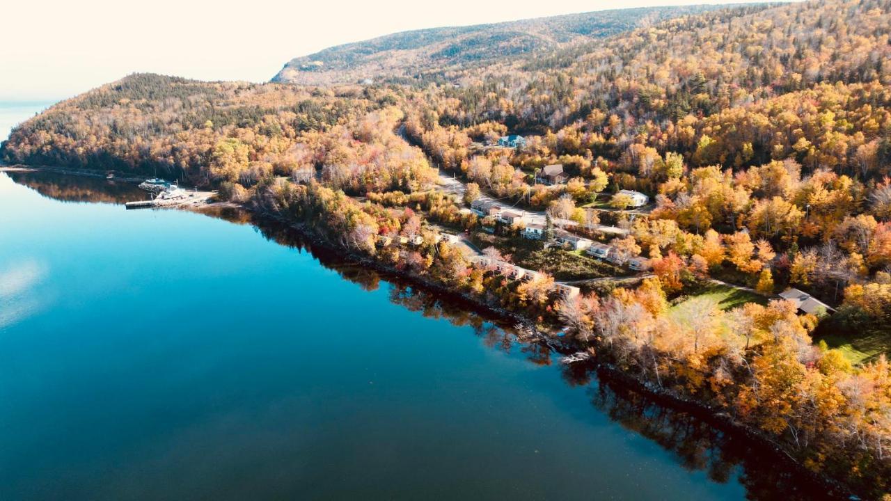 Knotty Pine Cottages, Suites & Motel Rooms Ingonish Dış mekan fotoğraf