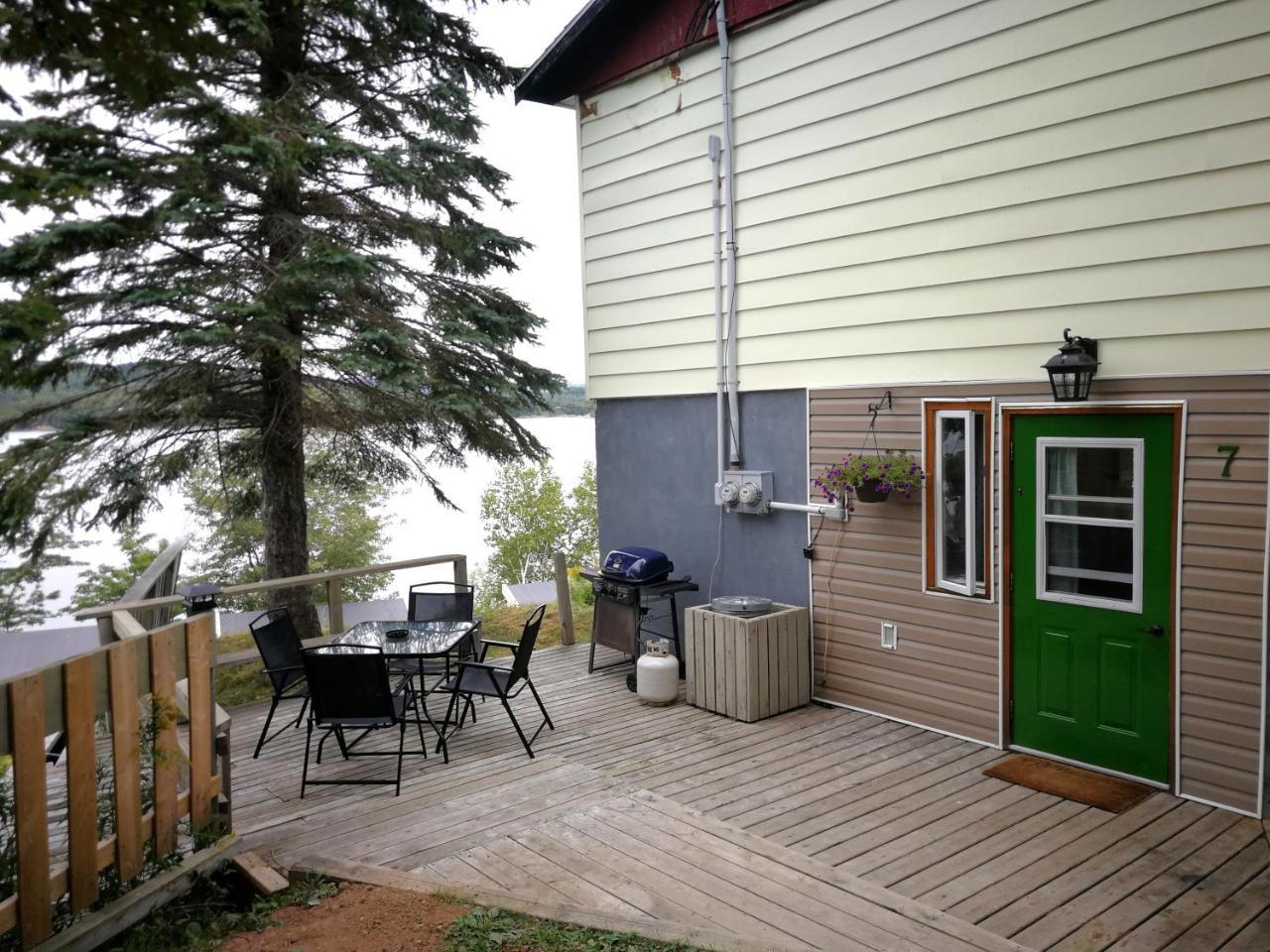 Knotty Pine Cottages, Suites & Motel Rooms Ingonish Dış mekan fotoğraf