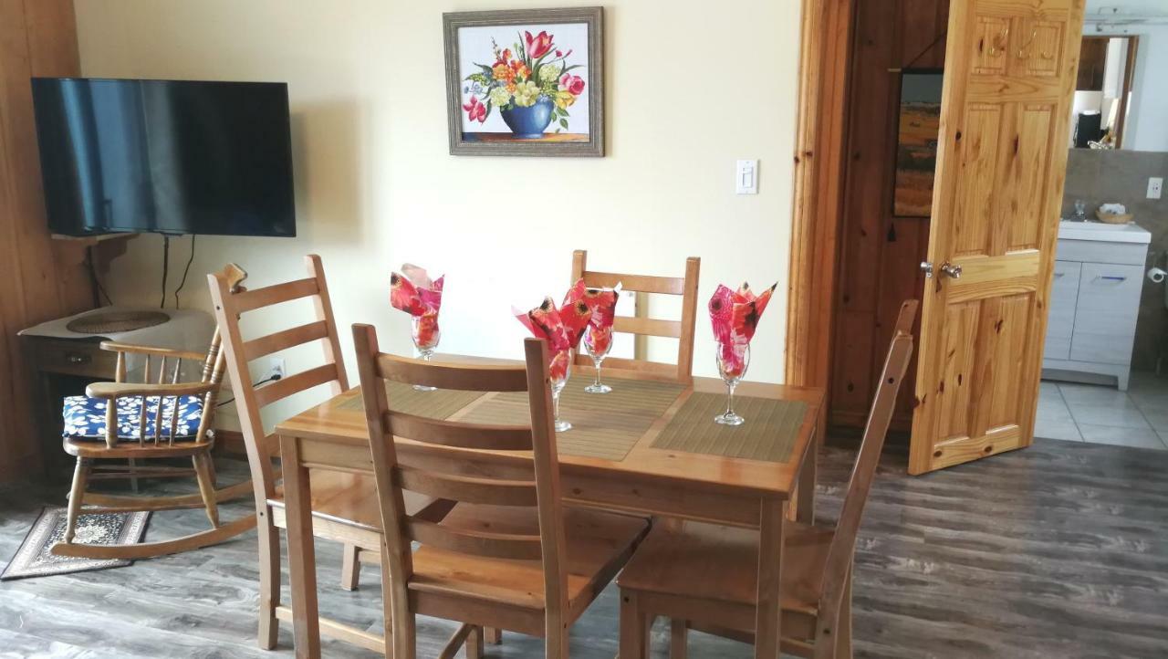 Knotty Pine Cottages, Suites & Motel Rooms Ingonish Dış mekan fotoğraf
