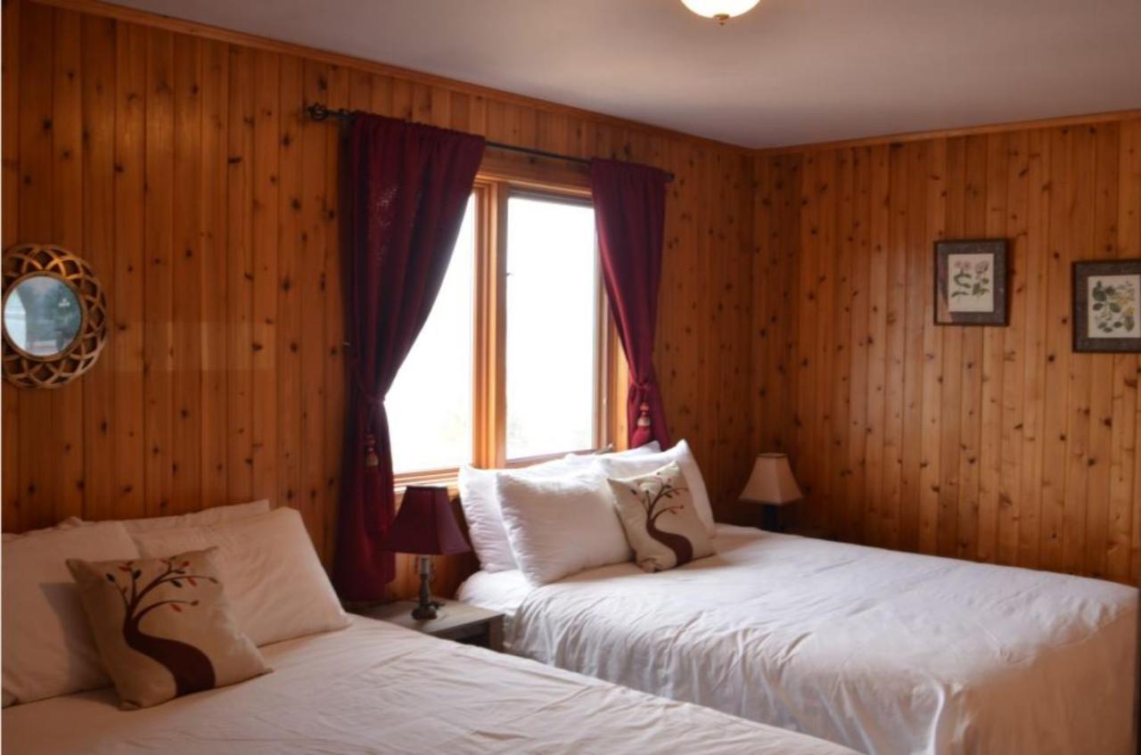 Knotty Pine Cottages, Suites & Motel Rooms Ingonish Dış mekan fotoğraf