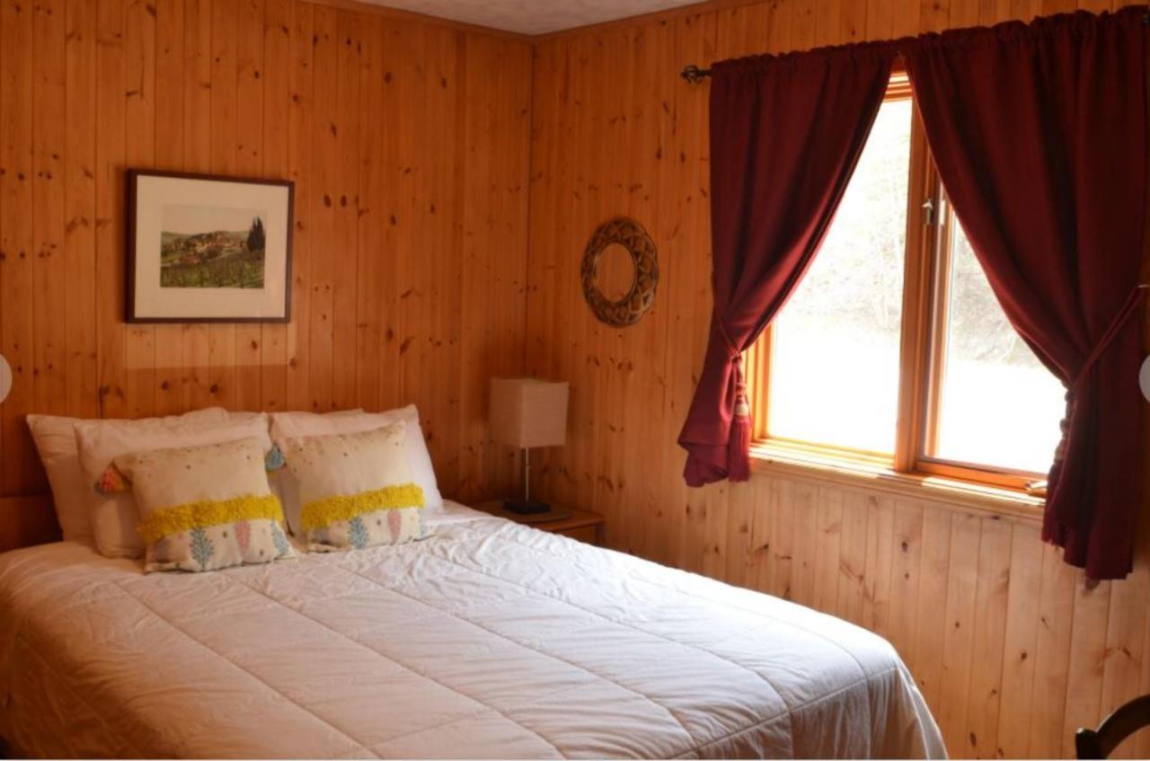 Knotty Pine Cottages, Suites & Motel Rooms Ingonish Dış mekan fotoğraf