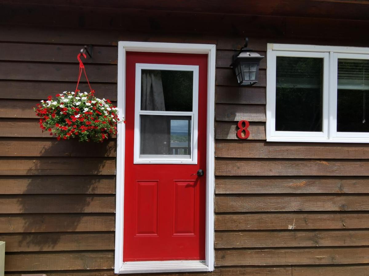 Knotty Pine Cottages, Suites & Motel Rooms Ingonish Dış mekan fotoğraf